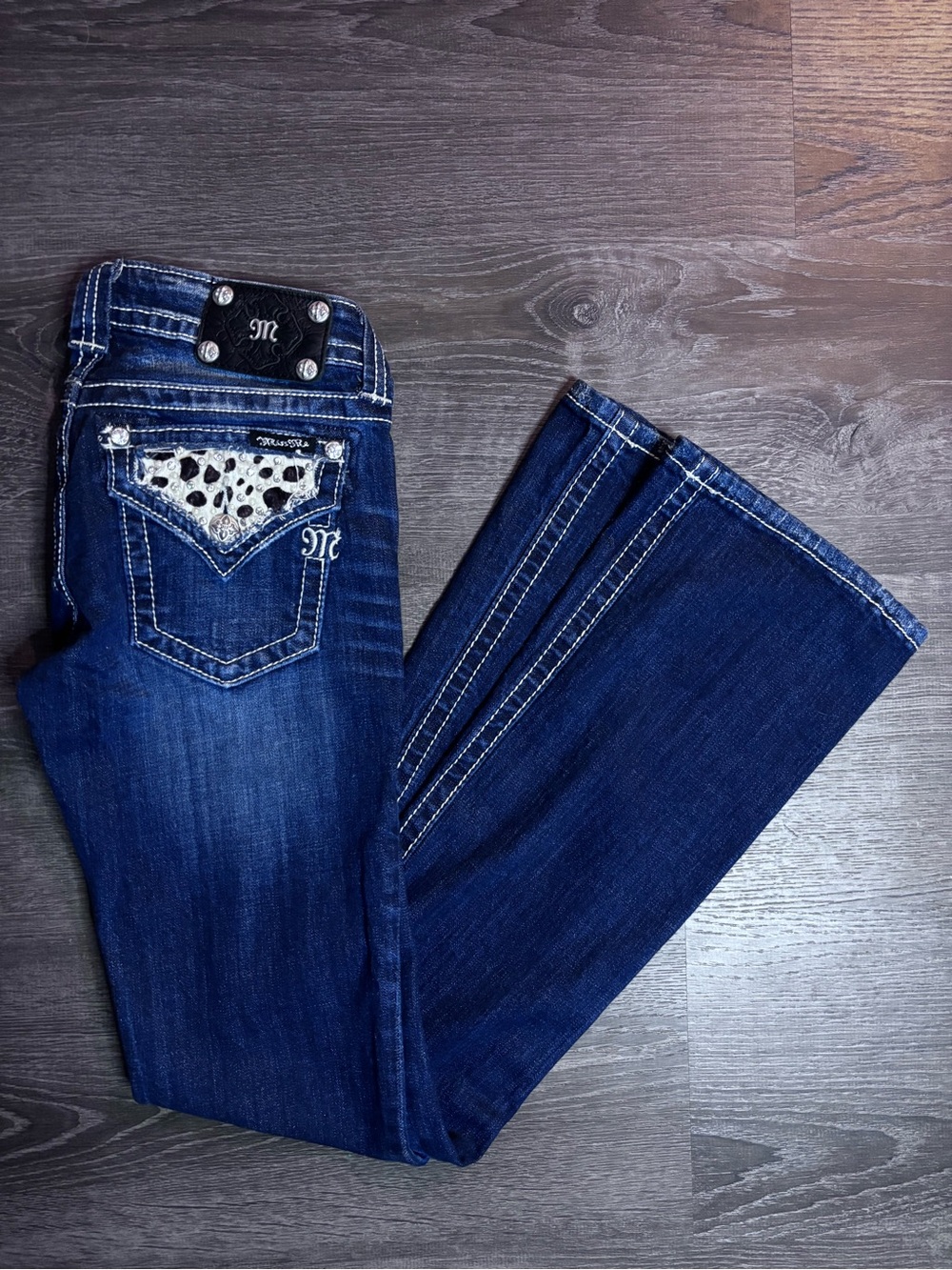 Miss Me Jeans Size 27 Dark Wash Low Rise Bootcut Cowhide Rhinestone Back Pockets